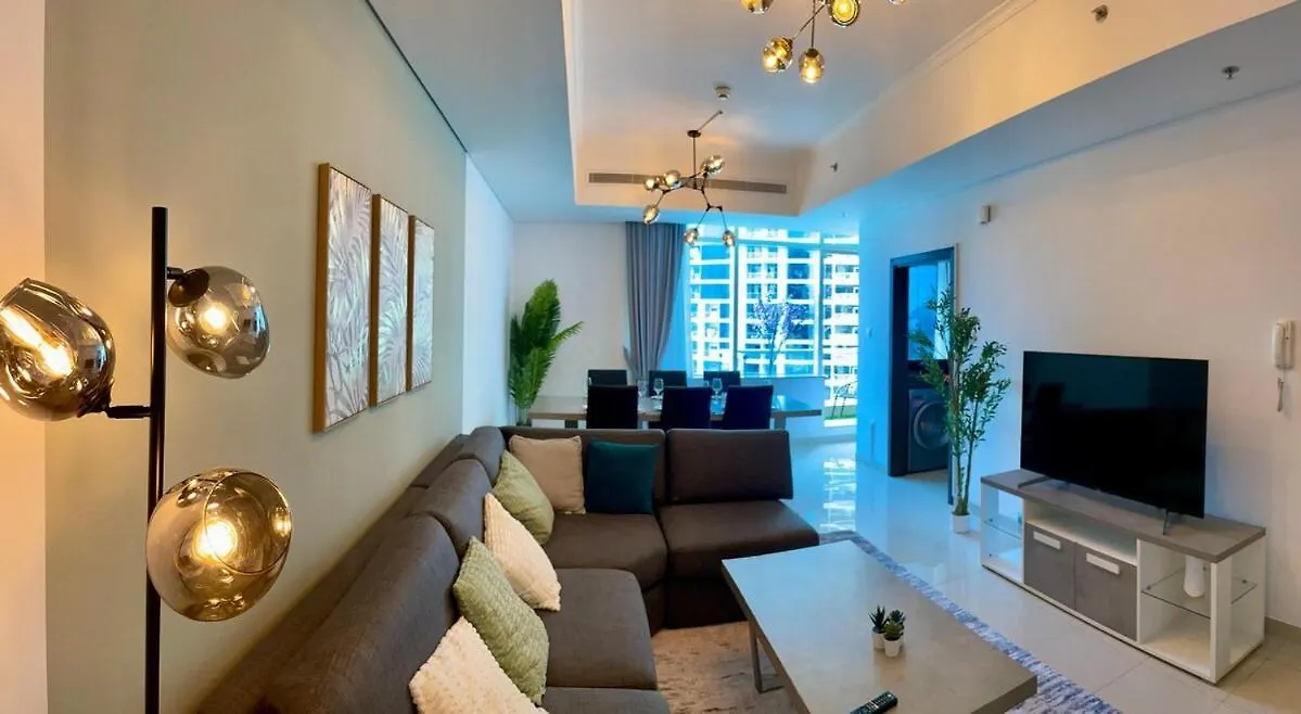 شقة Serene Escape In Bustling Marina And Jbr, Ensuite 2Br, Sky Garden Access دبي