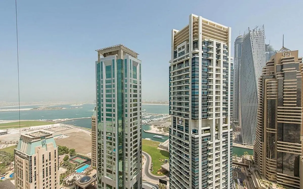 Serene Escape In Bustling Marina And Jbr, Ensuite 2Br, Sky Garden Access دبي شقة